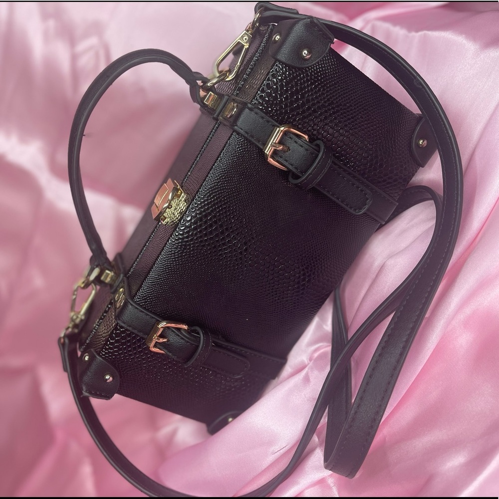 Hot Black Bag